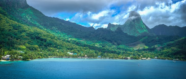 3-Hour Mo'orea Island Tour with Bays, Tastings and Pearl Shopping