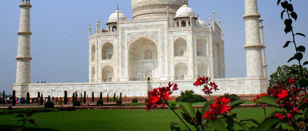 12-Hour Agra Day Tour from Delhi with Taj Mahal and Agra Fort