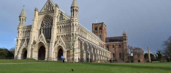 Full-Day Walking Tour of St Albans with Roman Heritage