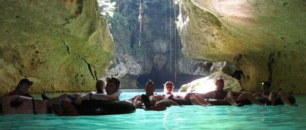 1-Day Belize City Adventure Tour with Cave Tubing and Ziplining