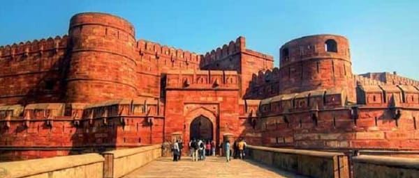 1-Day Delhi to Agra Road Trip with Taj Mahal and Agra Fort