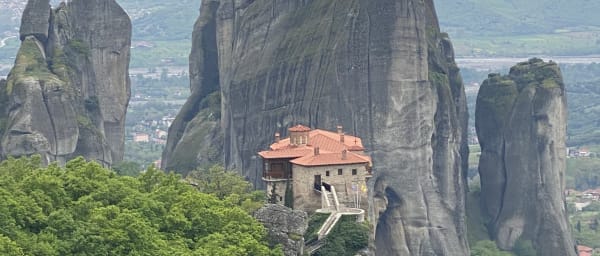12-Hour Meteora Monasteries Tour from Athens with 2 Byzantine Visits