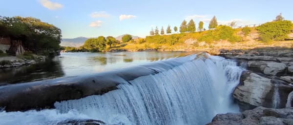 4-Hour Podgorica Tour with Dajbabe Monastery and Niagara Falls