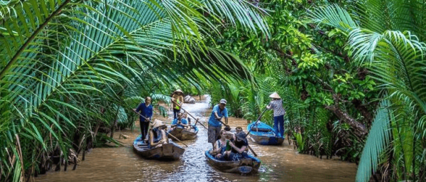 8-Hour Ho Chi Minh and Bến Tre Mekong Delta Tour with Boat Ride
