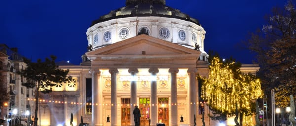 1-Day Bucharest Highlights Tour with Parliament and Village Museum