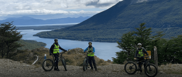 8-Hour E-Bike Adventure in Ushuaia with Escondido Lake Lunch