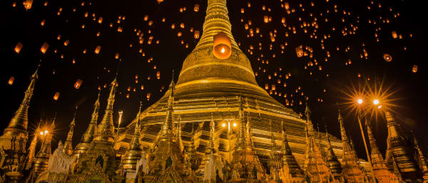 8-Hour Bagan Pagodas and Temples Tour with Sunset City Views