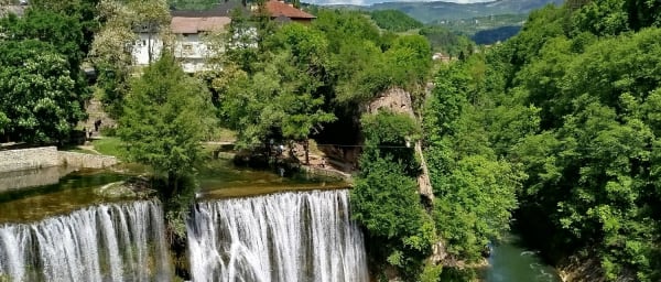 10-Hour Travnik and Jajce Tour from Sarajevo with Pliva Lakes