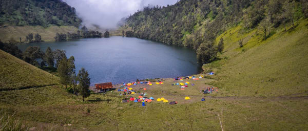 2-Day Ranu Kumbolo Trekking Tour from Tumpang with Sunrise Views