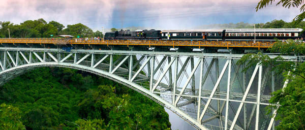 5-Day Victoria Falls and Botswana Safari with Devil's Pool and Boma