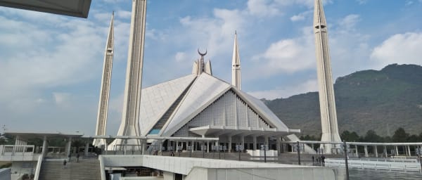 Full-Day Islamabad City Tour with Faisal Masjid and Saidpur Village