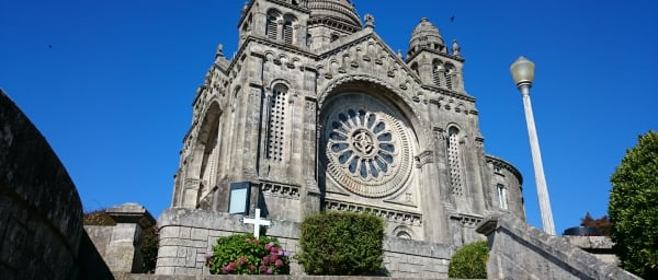 20-Day Portugal and Galicia Heritage Tour with Santiago and Douro