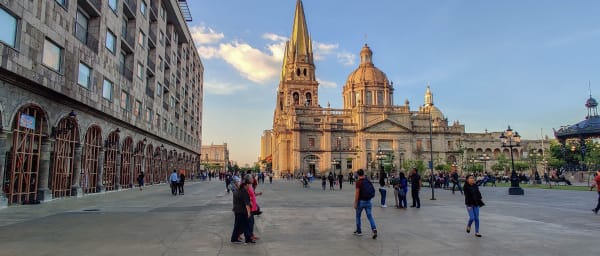 Full-Day Guadalajara and Tlaquepaque Tour with Cabañas and Plazas