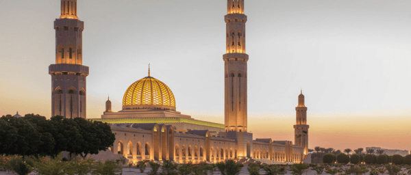 8-Hour Muscat City Sightseeing Tour with Mosque and Mutrah Fort
