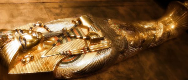 5-Hour Egyptian Museum Tour in Cairo with Tutankhamun Treasures