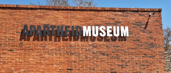 6-Hour Johannesburg and Soweto Tour with Apartheid Museum