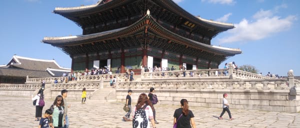 8-Hour Seoul Highlights Tour with Bukchon Village and Namdaemun