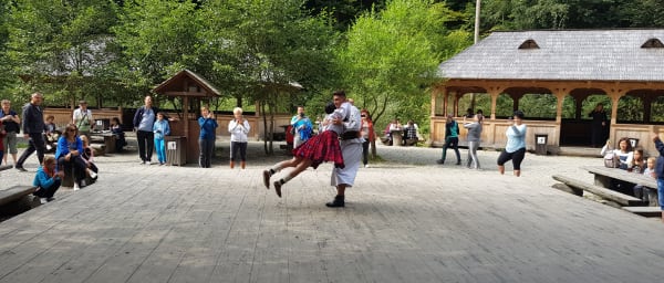 5-Day Hiking Tour in Romania with Mocanita Train and Horseback Riding