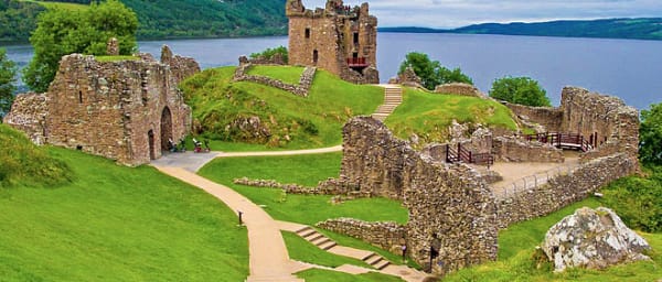 8-Hour Loch Ness and Inverness Tour with Culloden Battlefield