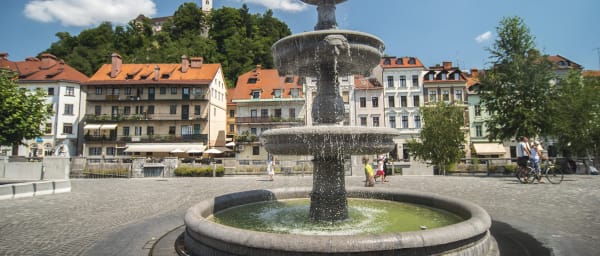 2-Hour Ljubljana Jewish Heritage Walking Tour with Old Town