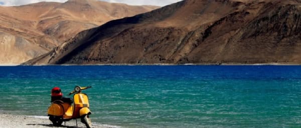 1-Day Pangong Lake Excursion from Leh with 3 Idiots Shooting Point