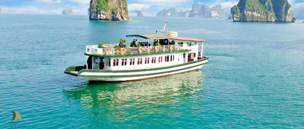 1-Day Ha Long Bay Cruise from Hanoi with Kayaking and Sung Sot Cave