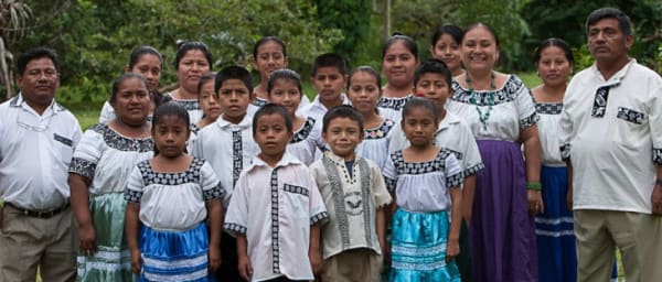 1-Day Mayan Village Tour in Belize with Traditional Lunch