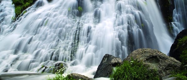 12-Hour Armenia Tour to Shaki Waterfall, Carahunge and Tatev