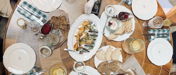 3-Hour Street Food Tour in Lviv with Multicultural Tastings