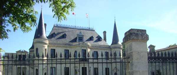 7-Hour Bordeaux Wine Tour through Médoc and Saint-Émilion