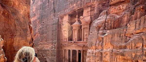 1-Day Petra Boat Tour from Sharm El Sheikh with Aqaba Ferry Crossing