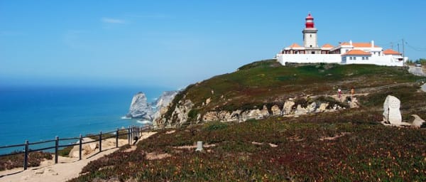 8-Hour Lisbon Sintra and Cascais Tour with Pena Palace and Cabo da Roca