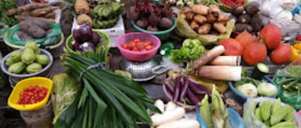 3-Hour Hanoi Street Food Walking Tour with Hidden Local Spots