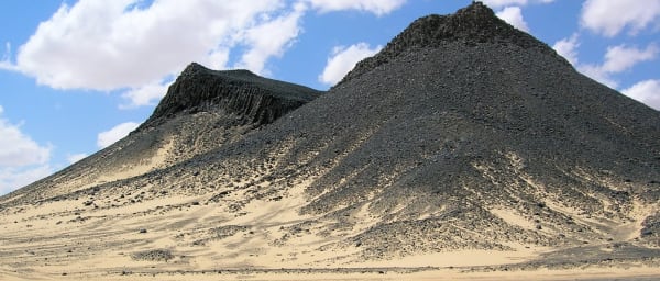 15-Hour Private Bahariya Oasis Desert Tour from Cairo