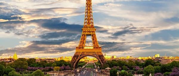 6-Hour Paris Sightseeing Tour with Eiffel Tower and Louvre