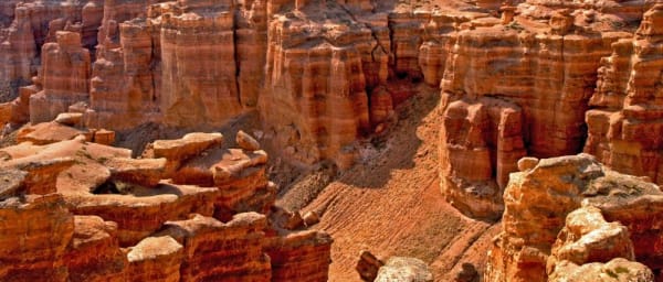 8-Hour Charyn Canyon Tour from Almaty with Valley of Castles