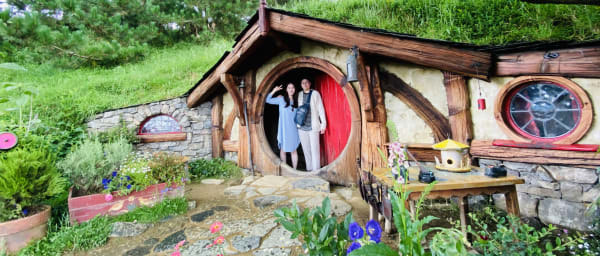 12-Hour Private Hobbiton and Waitomo Caves Tour from Auckland