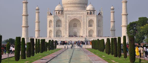 4-Hour Taj Mahal Tour in Agra with Licensed Private Guide