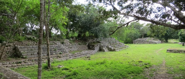12-Hour Valladolid and Yaxunah Tour with Cenote and Mayan Dance
