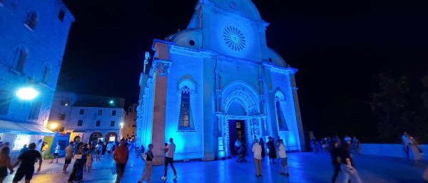 1-Hour Evening Walking Tour of Šibenik with Medieval Legends
