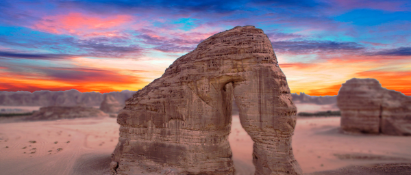 3-Day Al Ula Desert Adventure with Elephant Rock and Volcano Hike