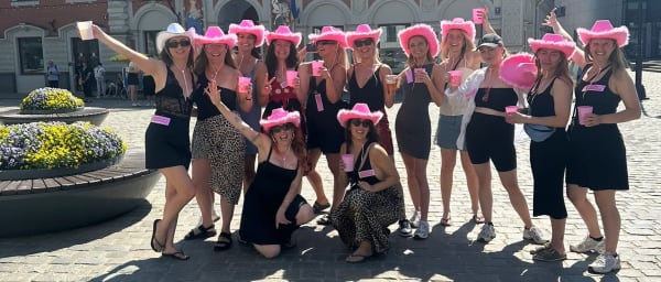 3-Hour Riga Pub Crawl with Hidden Bars and Karaoke