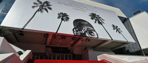 4-Hour Cannes and Antibes Tour with Croisette and Cap d'Antibes