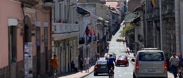 4-Hour Quito Walking Tour with Basilica and Chocolate Tasting