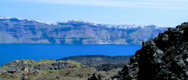 6-Hour Santorini Boating Tour with Nea Kameni and Thirassia