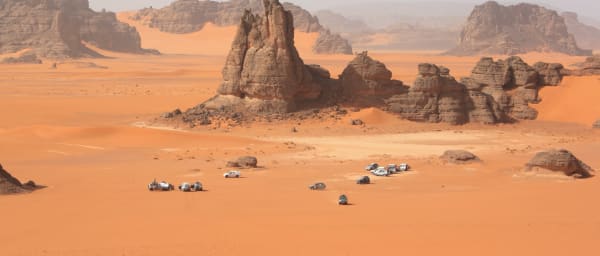 9-Day Algerian Sahara Trekking Tour from Paris through Tadrart