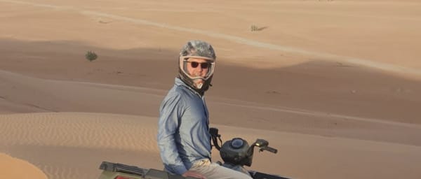 8-Hour Wadi Bani Khalid and Wahiba Sands Safari with Bedouin Visit