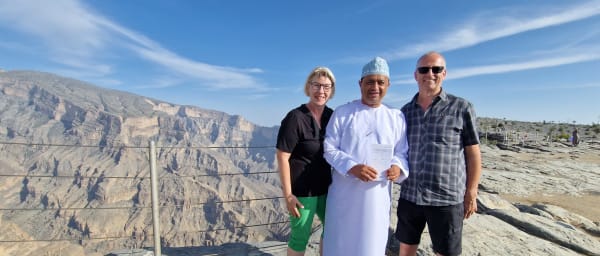 8-Hour Nizwa and Jabal Shams Tour with Oman's Grand Canyon