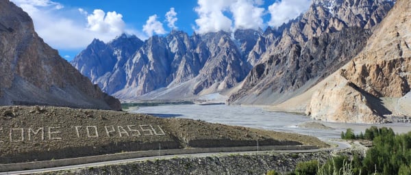 7-Day Trek Tour in Pakistan through the Old Silk Route to Mintaka Pass