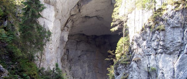 10-Day Apuseni Mountains Backpacking Tour with Caves and Wild Gorges